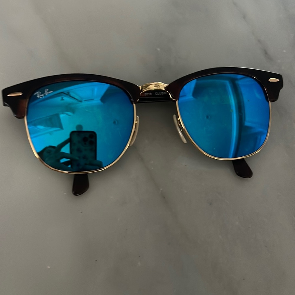 Rand new club master raybans just didn’t fit when i ordered